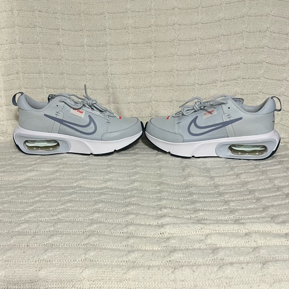 Nike Shoes - 🆕Nike Air Max Intrlk.  Women’s size 9
